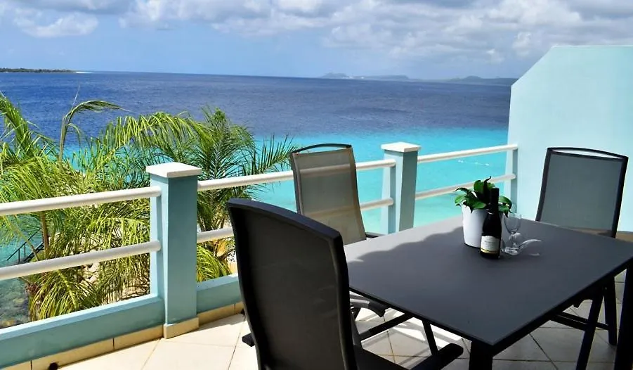 Oceanfront Barracuda At Den Laman Kralendijk