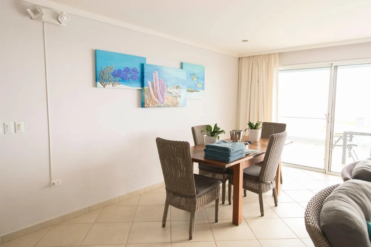 Apartment Oceanfront Barracuda At Den Laman Kralendijk